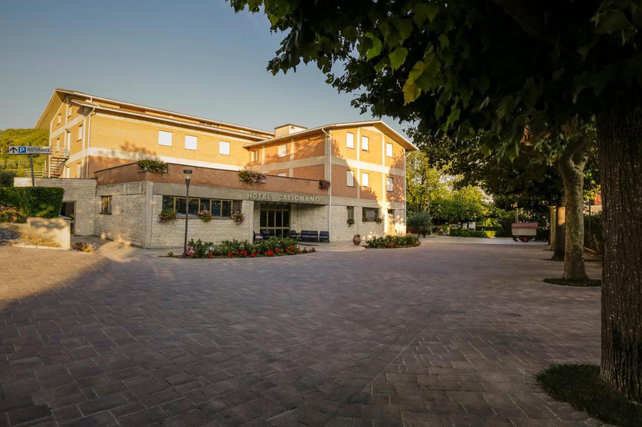 Catignano Hotel Ristorante Gubbio Esterno foto